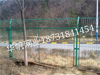 安平縣華帆絲網制品公司 陜西林區防護網與高速公路護欄網的專業制造商